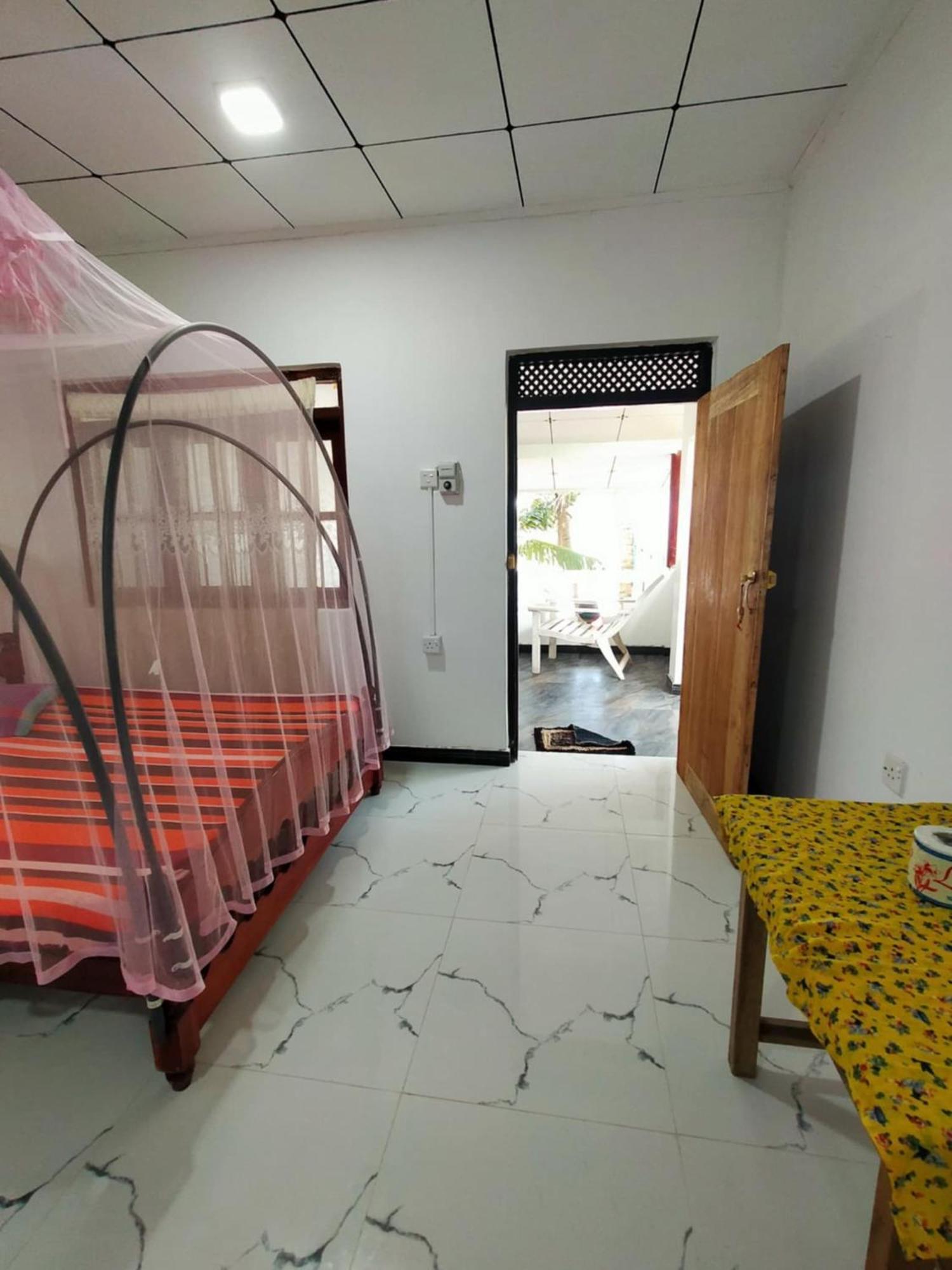 Chandi Gaya Beach Guesthouse Tangalle Buitenkant foto