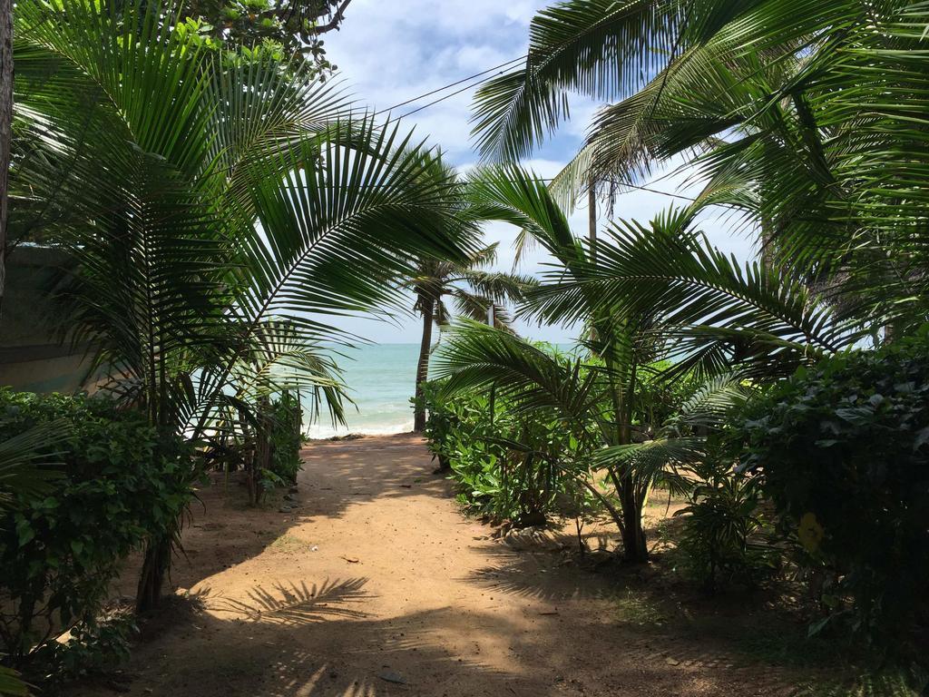 Chandi Gaya Beach Guesthouse Tangalle Buitenkant foto